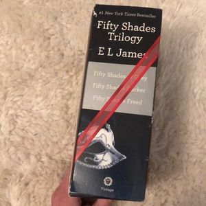 Vintage Accents - fifty shades trilogy Vintage Accents - fifty shades trilogy